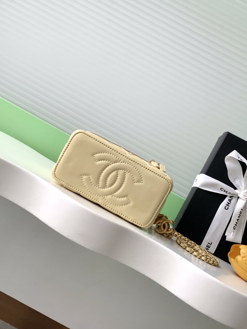 Ch**el cosmetic bags